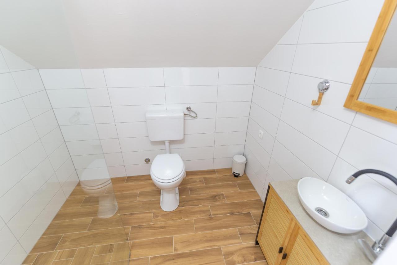 Kuca Trota - Sauna, Hot Tub Otočac Buitenkant foto