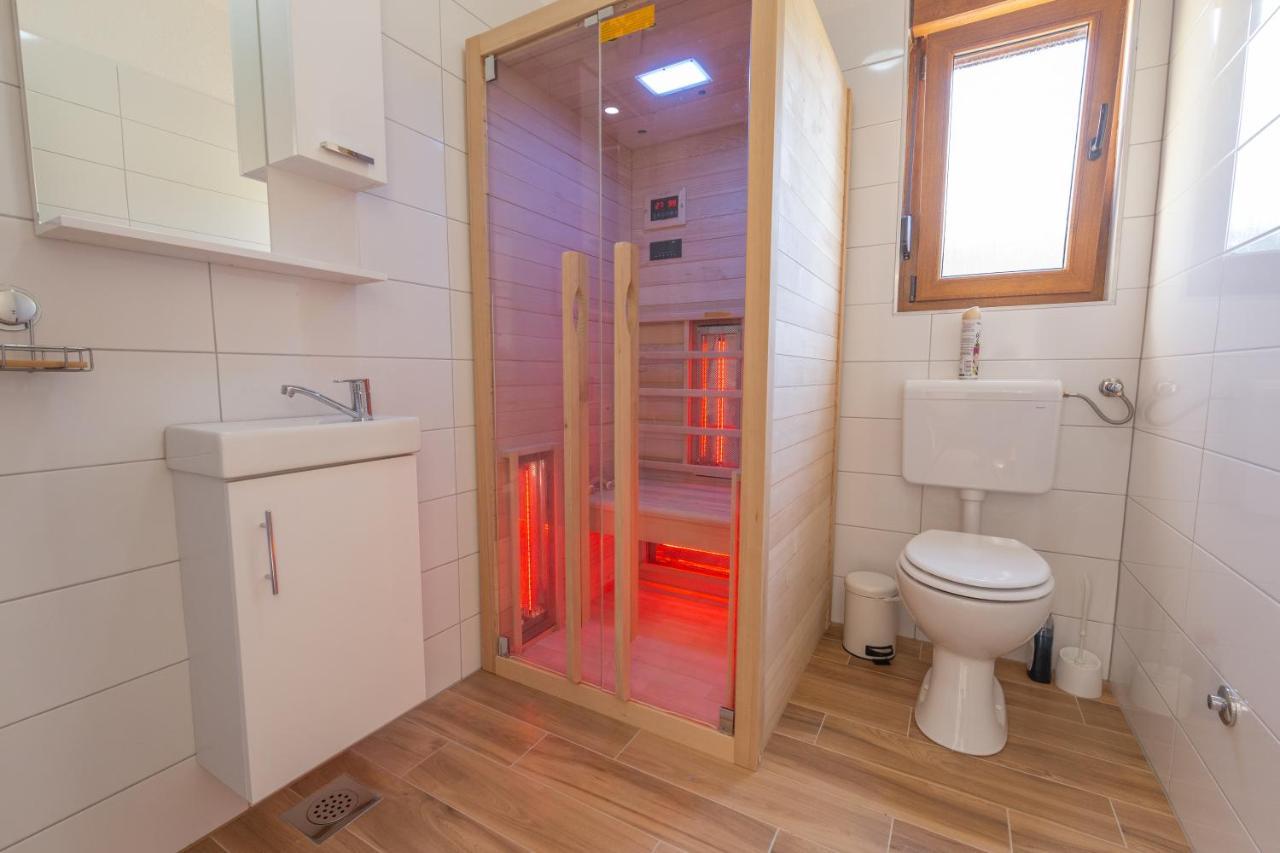 Kuca Trota - Sauna, Hot Tub Otočac Buitenkant foto
